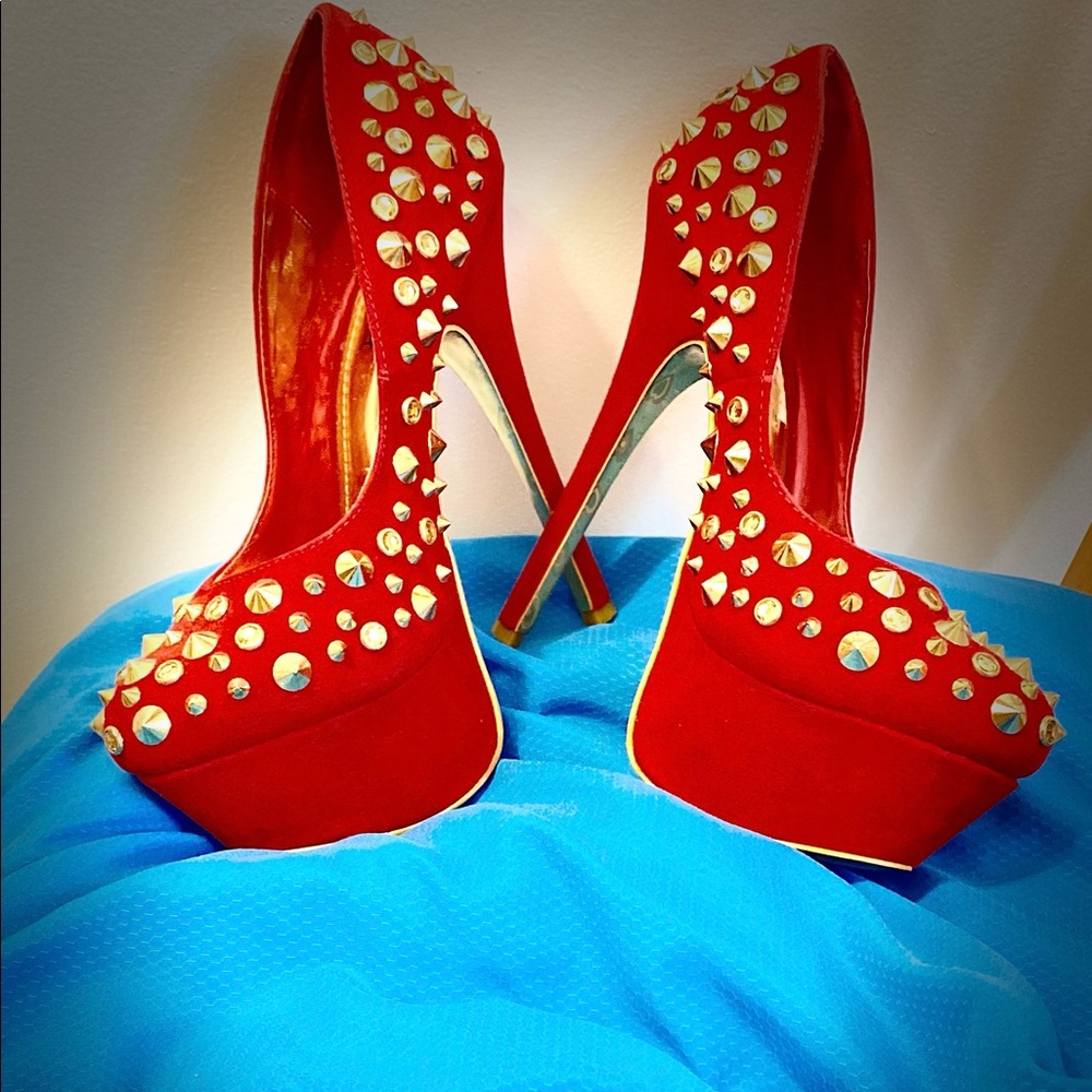 Alba sexy Red suede gold studded/stones 4 1/2’heel